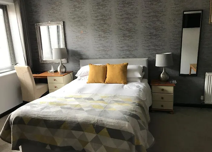 Rooms @ Number Six